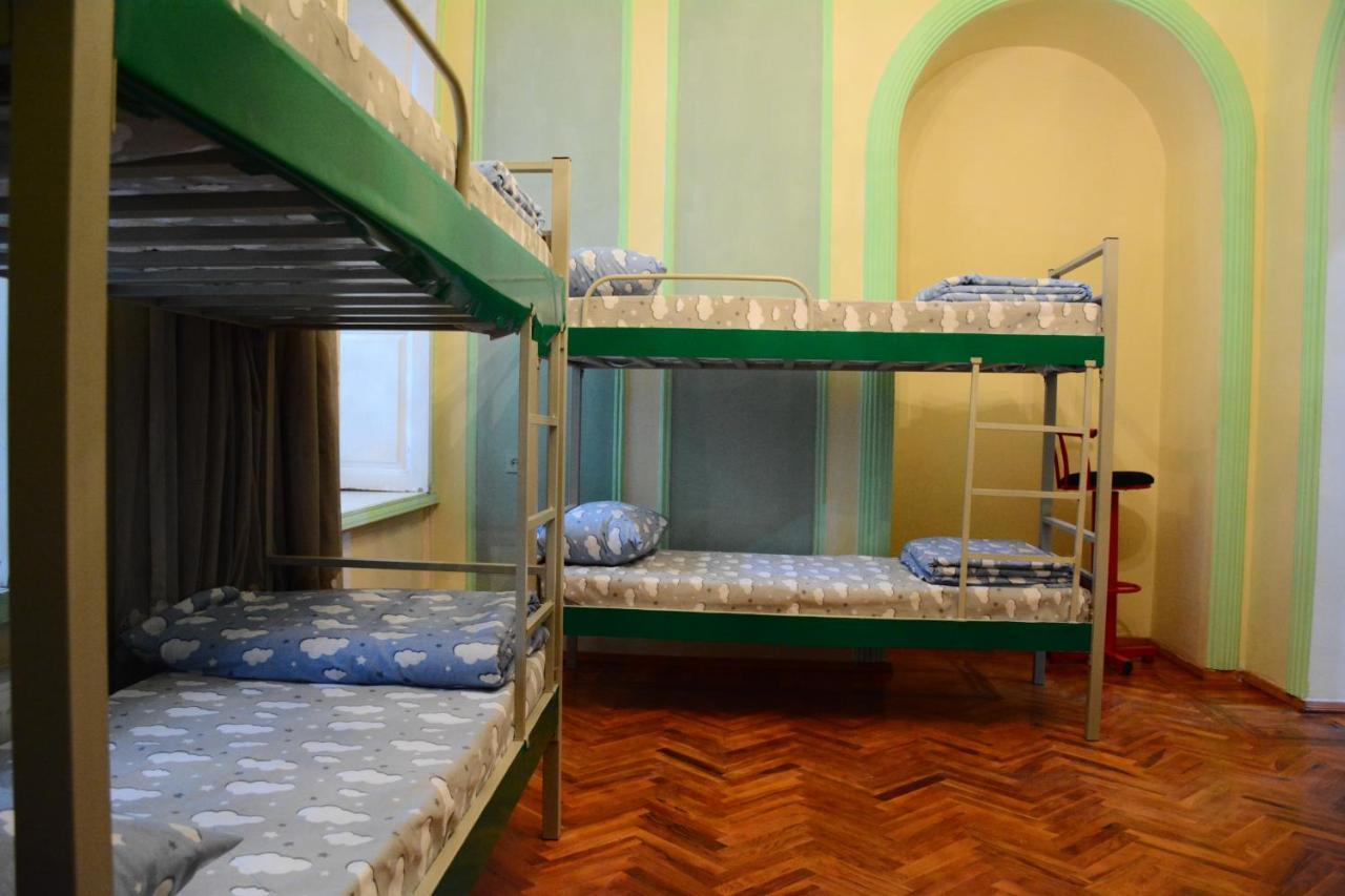 Flora Hostel Baku Extérieur photo